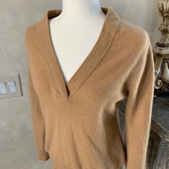 nicole miller cashmere sweater